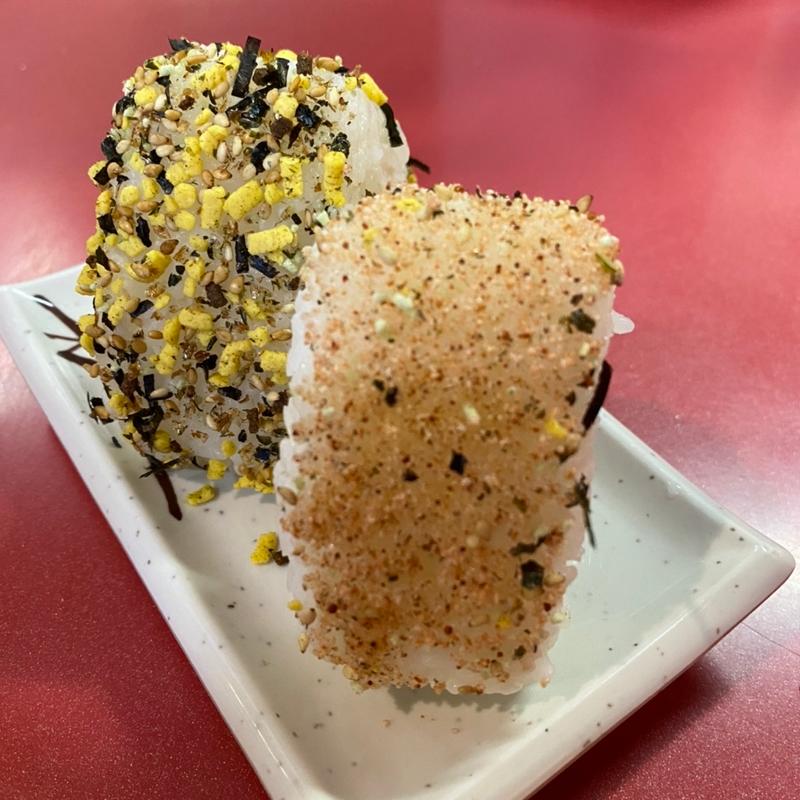 おにぎり(まる勝らーめん)