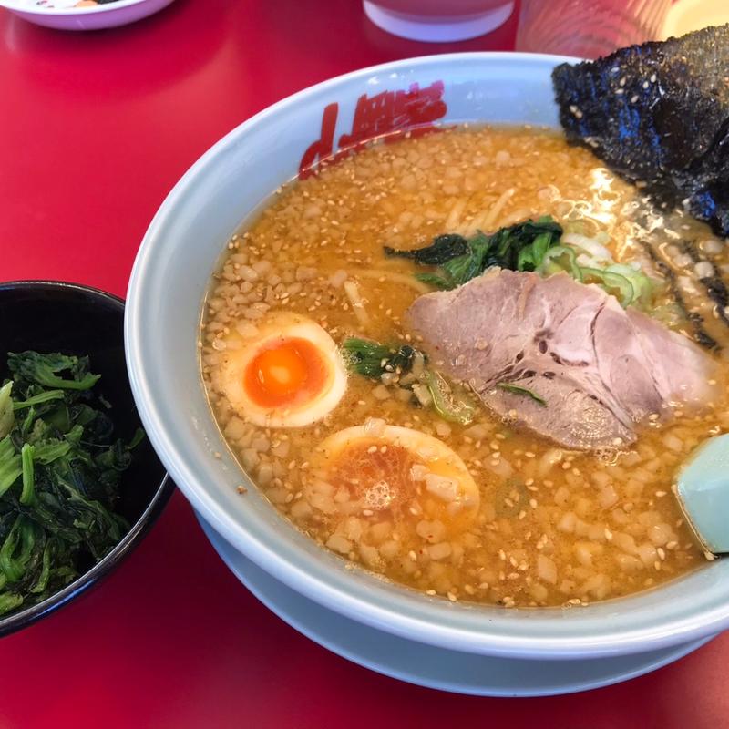 特製味噌ラーメン　中盛り　煮玉子&ほうれん草トッピング(ラーメン山岡家　新潟新和店)