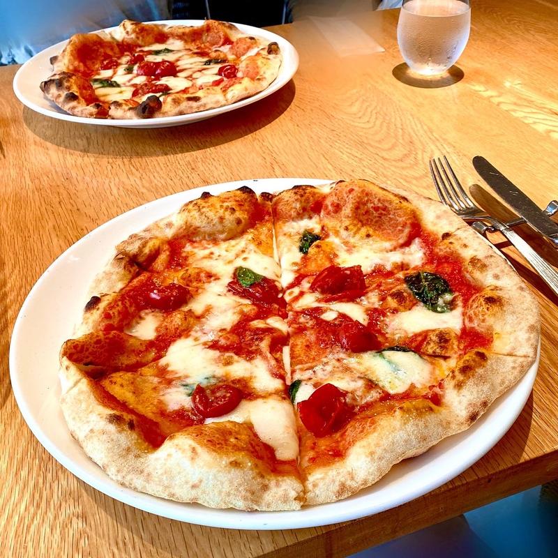 マルゲリータ(TRATTORIA AL POMPIERE （トラットリア　アル ポンピエーレ）)