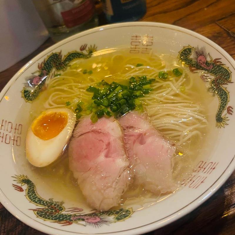 クリア豚骨ラーメン(オンガクとサケ　Yodan)