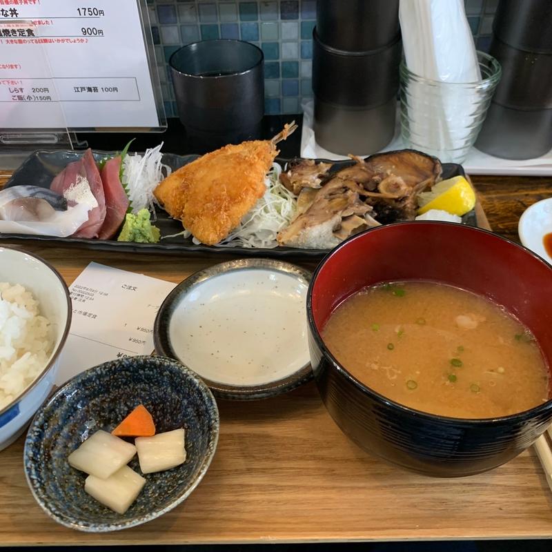 みなと市場定食(海鮮市場 みなと食堂)
