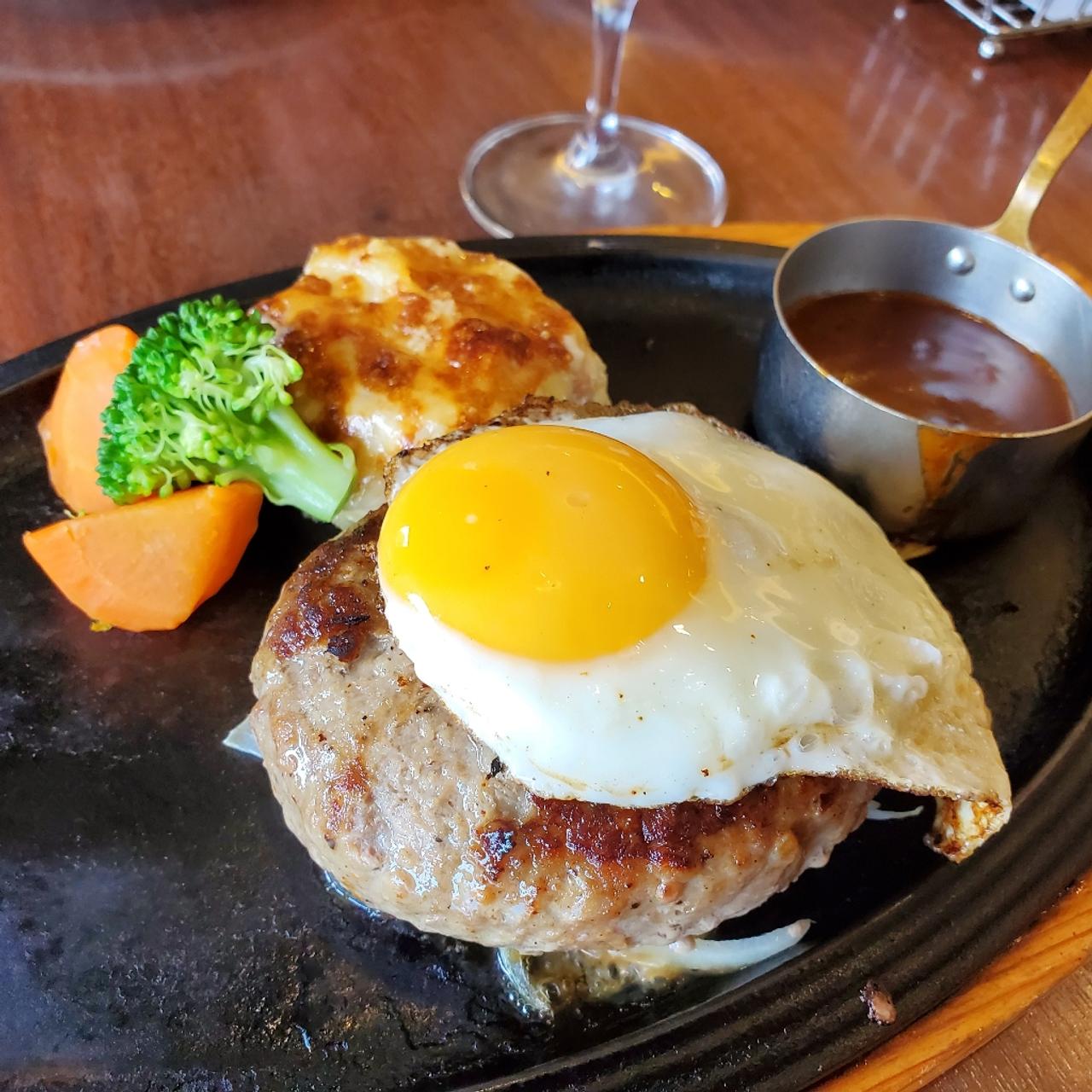黒×黒ハンバーグ(ロイヤルホスト 南熊本店 )の口コミ一覧 おいしい!が増えるグルメアプリ「SARAH」 黒×黒ハンバーグ(ロイヤルホスト 南熊本店 )の口コミ一覧 おいしい!が増えるグルメアプリ「SARAH」