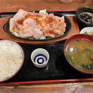 豚の生姜焼き(たまりば 飯田橋 1号店 )