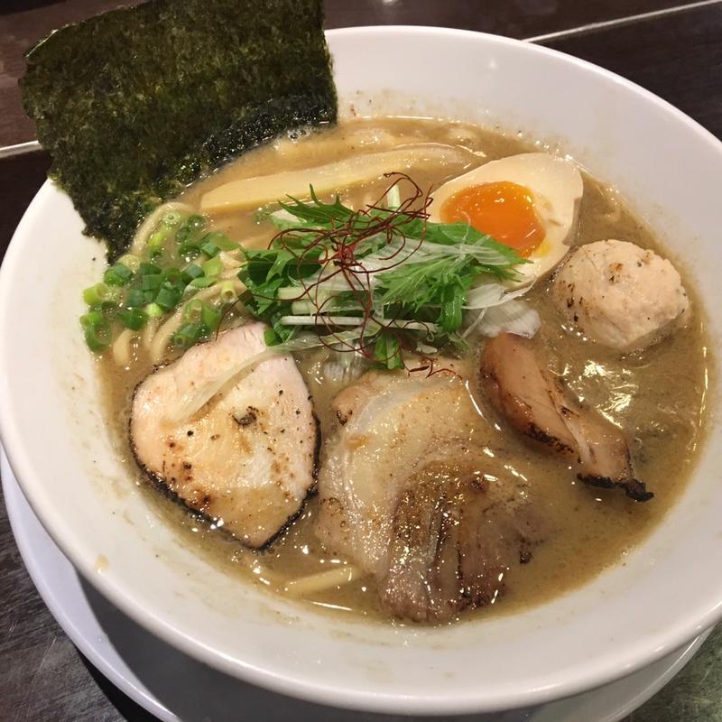 味玉中濃煮干(千極煮干 （センゴクニボシ）)