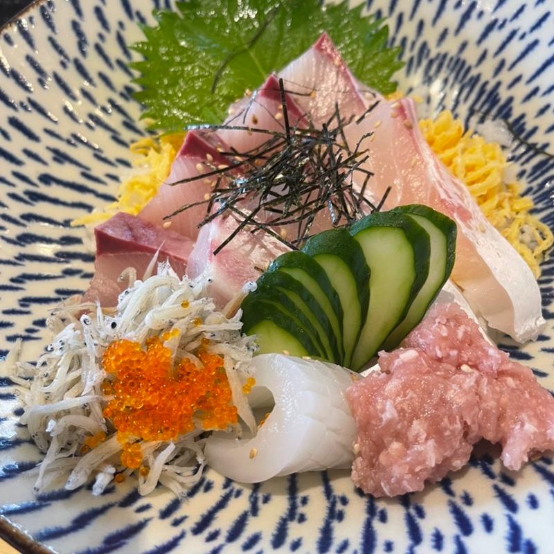 海鮮丼(味処 あらし)