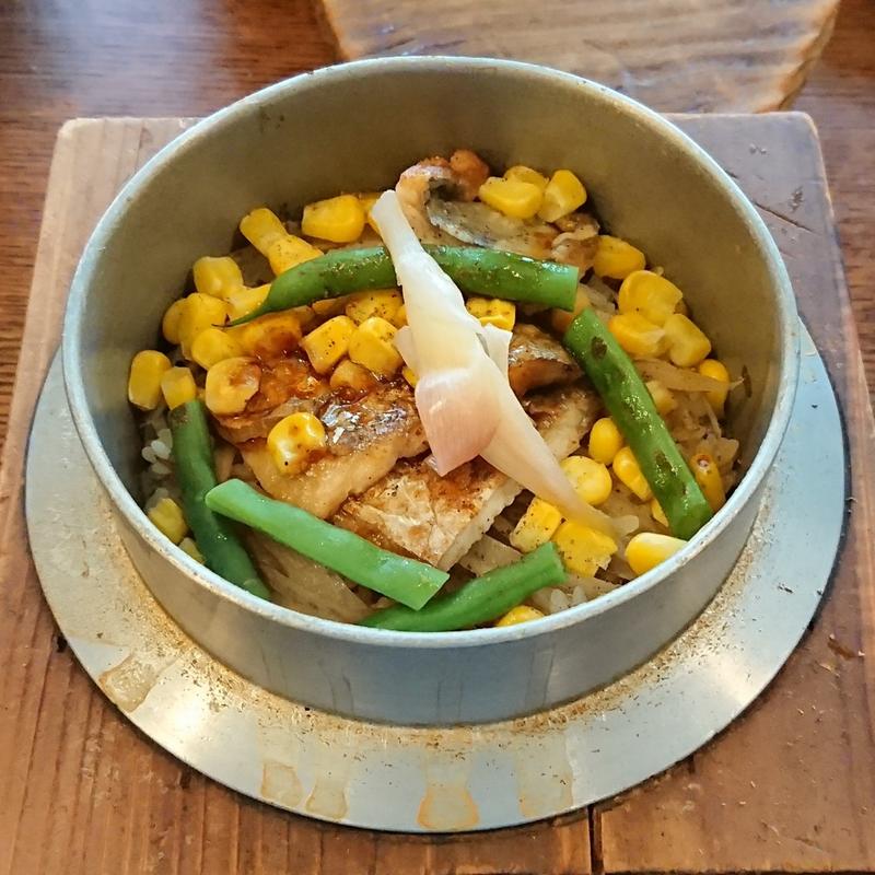 太刀魚と夏野菜釜めし【季節の釜めし】(釜めし菜時記 さき亭)