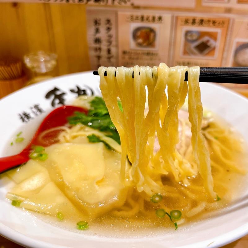 本丸塩ら～麺(横濱塩らー麺本丸亭 新橋店)