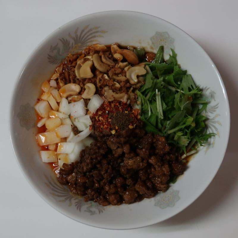 担々まぜそば(ひよこ)