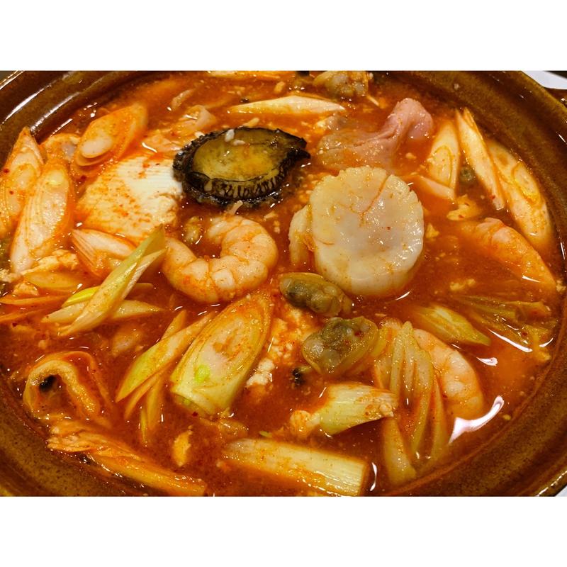 本日のおすすめ　海鮮チゲ（アワビ入り）(おうちごはん わりかん)