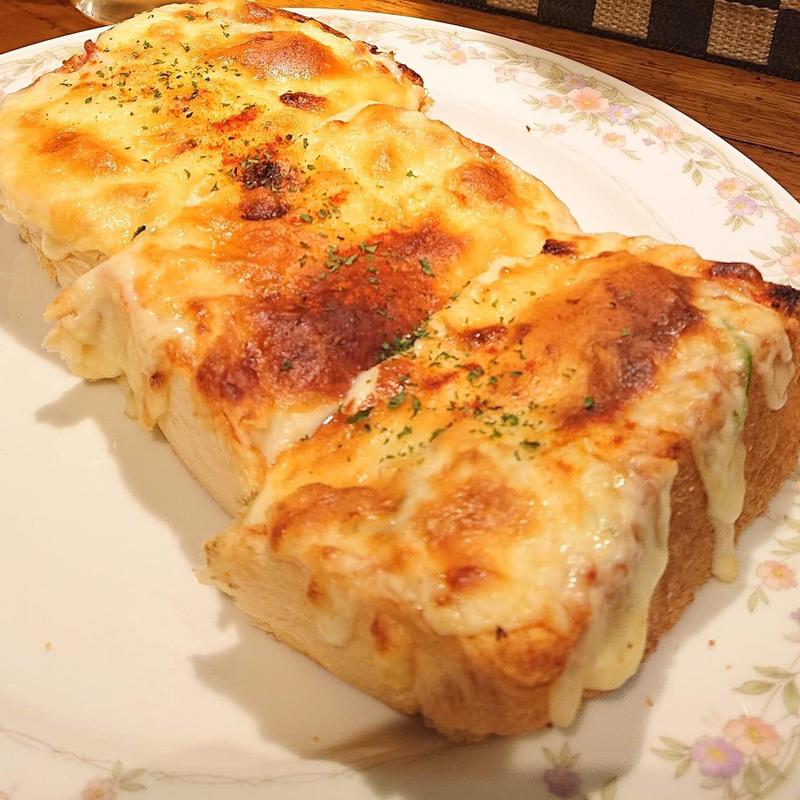 ピザトースト(珈琲館 紅鹿舎 （コーヒーカンベニシカ）)