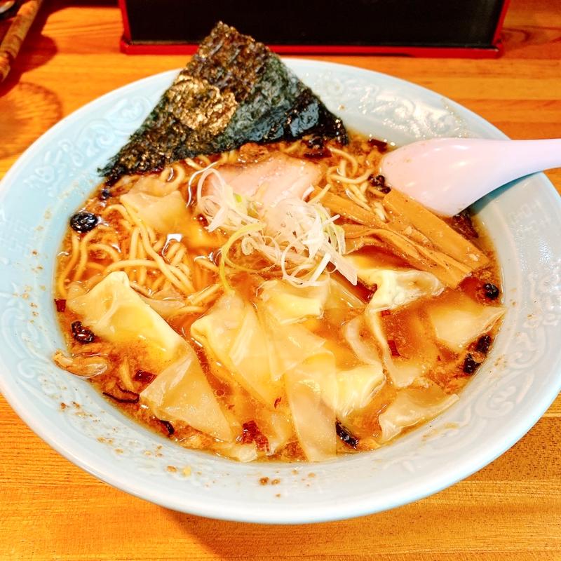 ワンタンメン(動物系スープ)(中華そば おかめ )