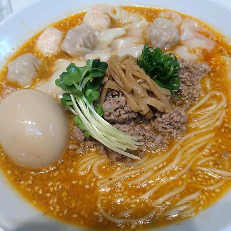 ひなた特製坦々麺(らぁ麺 ひなた )