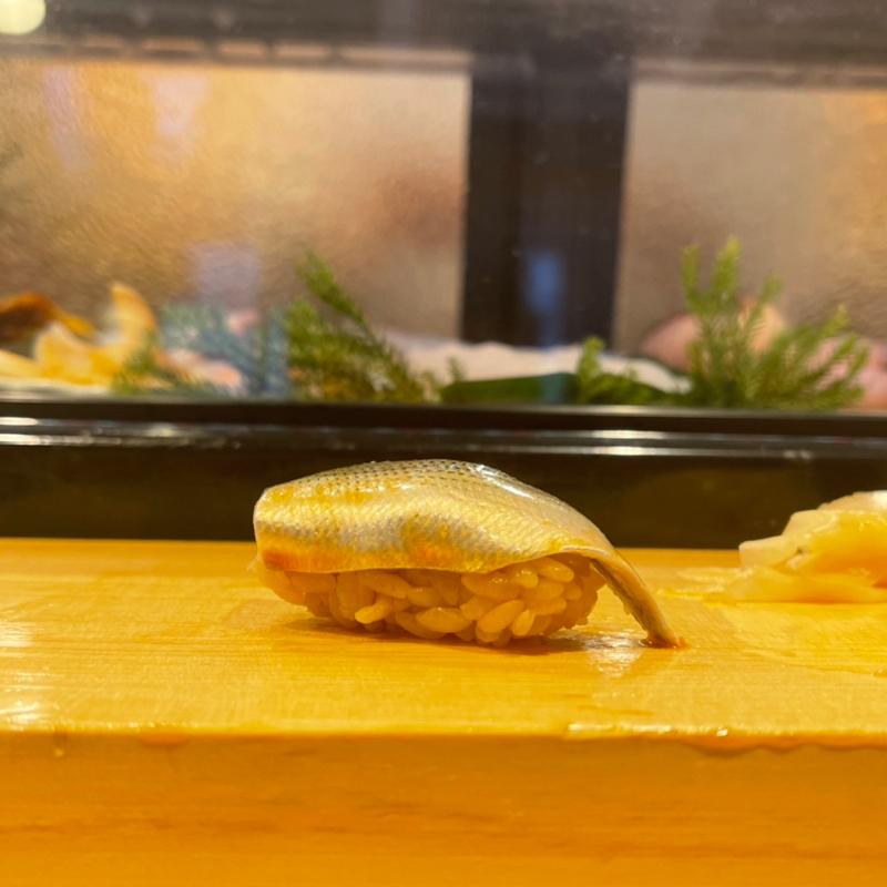 こはだ(鮨屋とんぼ 栄店)