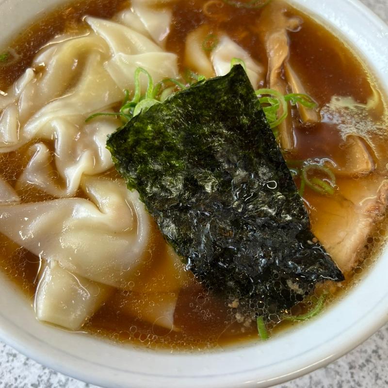 ワンタンめん(自家製麺 らーめん くぼ田)