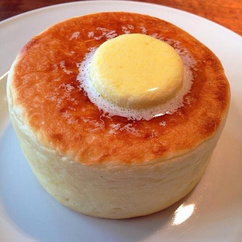 円パン(カフェ　マメヒコ　宇田川町店)