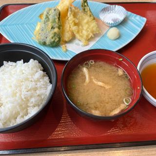 天ぷらランチ(大漁市場こんぴら丸 福岡春日店)