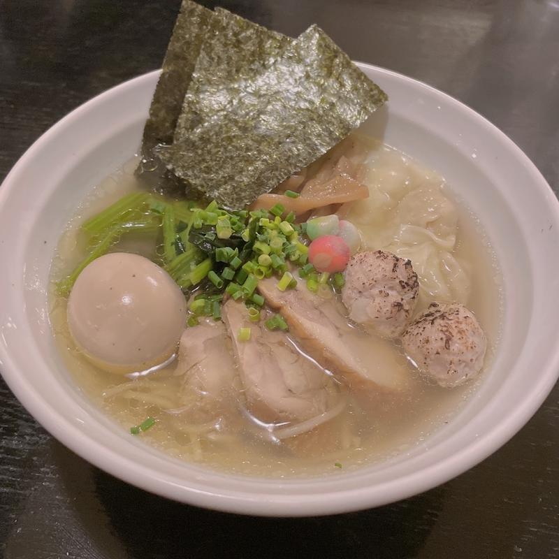 淡麗全部盛り(ワンタン麺 鶏と雲)