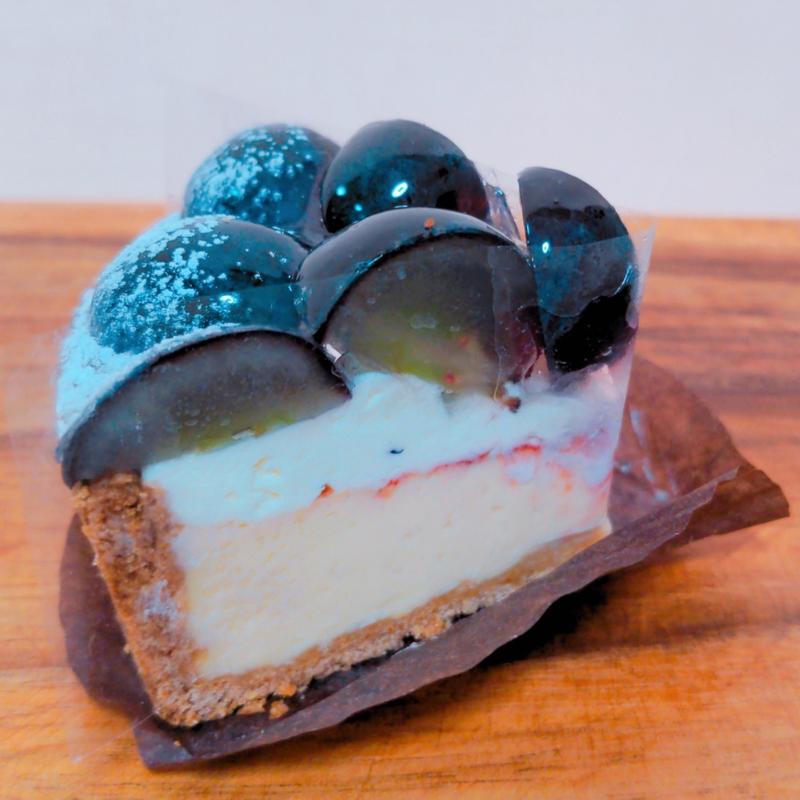 ナガノパープルのチーズタルト(公園とタルト)