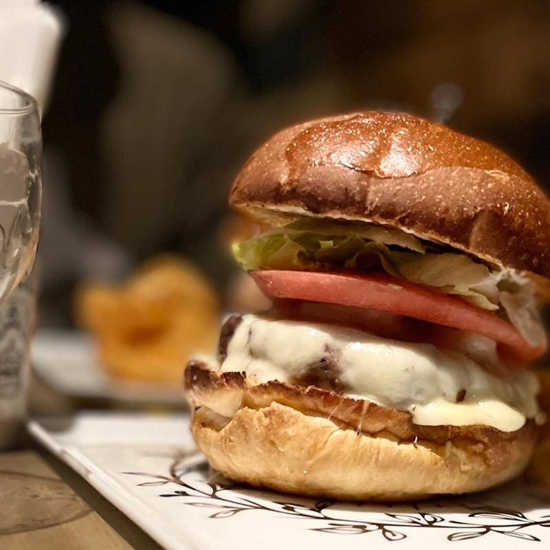 Shrimp Monterey Jack Cheese Burger (folk burgers&beers)