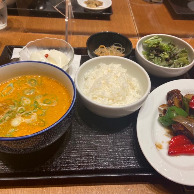 拉拉定食(拉拉飯店 （ラーラーハンテン）)