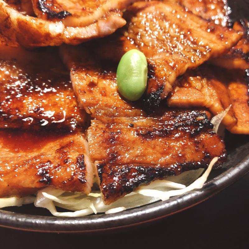 (背脂煮干しらーめんと豚丼 誠)