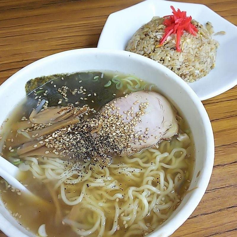 塩ラーメン半炒飯セット(ことぶき食堂 )