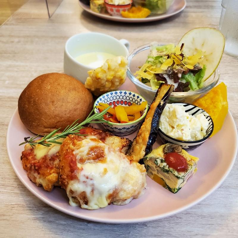 (イタリアンレストランアドマーニ)