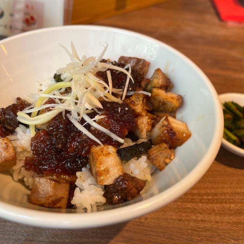 チャーシュー丼(神虎 肥後橋店 )