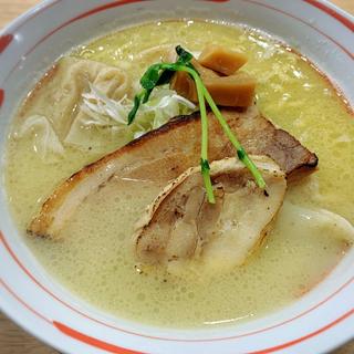 濃厚鶏白湯ワンタン麺(鶏白湯ラーメン絶好鳥)