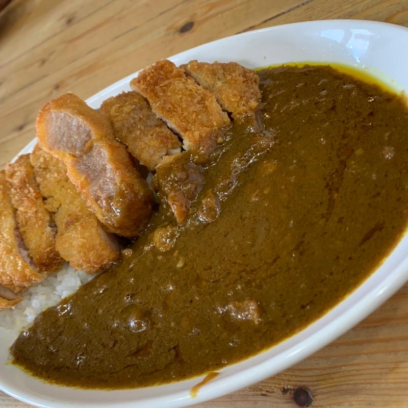厚切りカツカレー(らーめん優月)