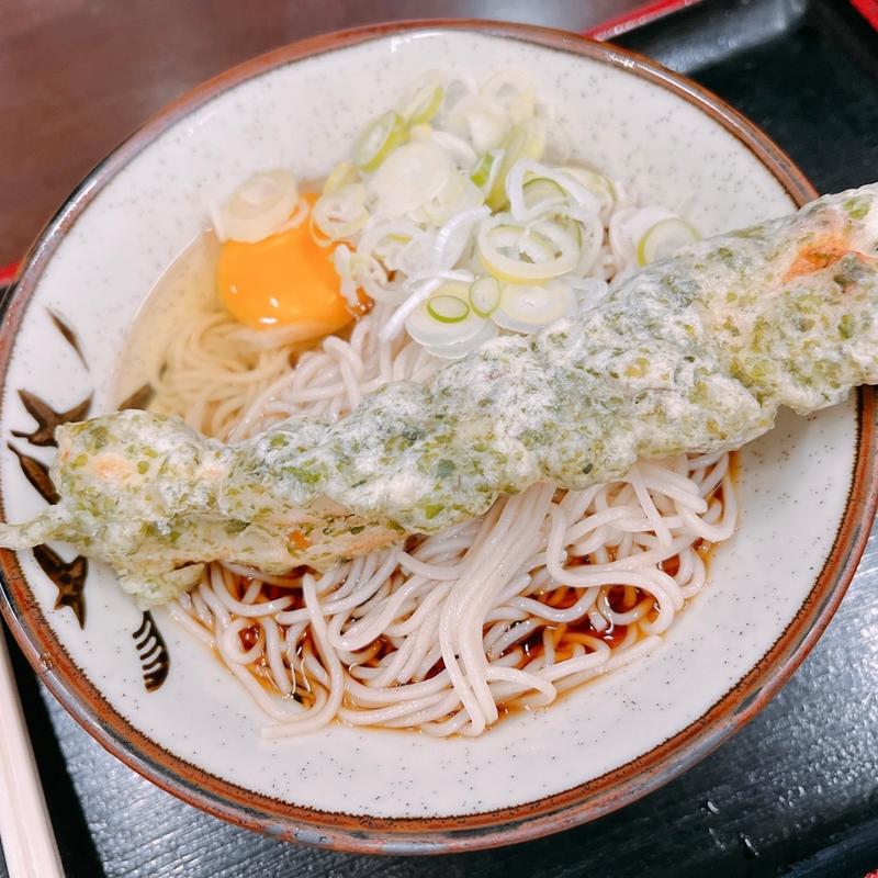 冷やしちくわ天玉そば(そばよし 京橋店)