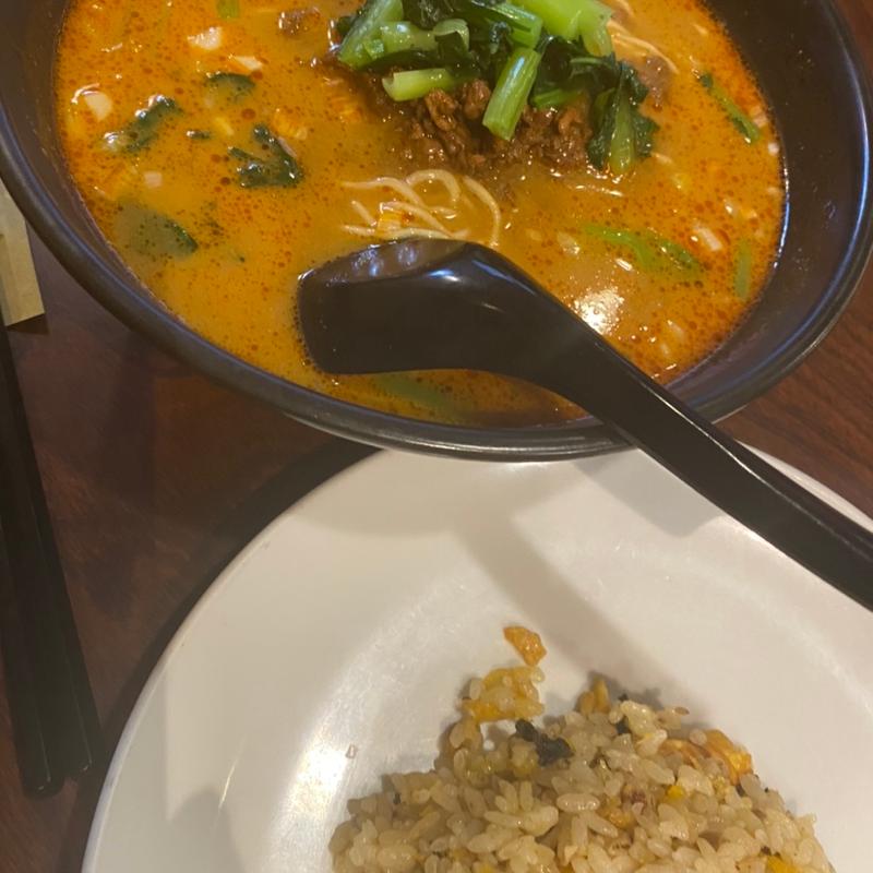 担々麺(東方廳田町店)