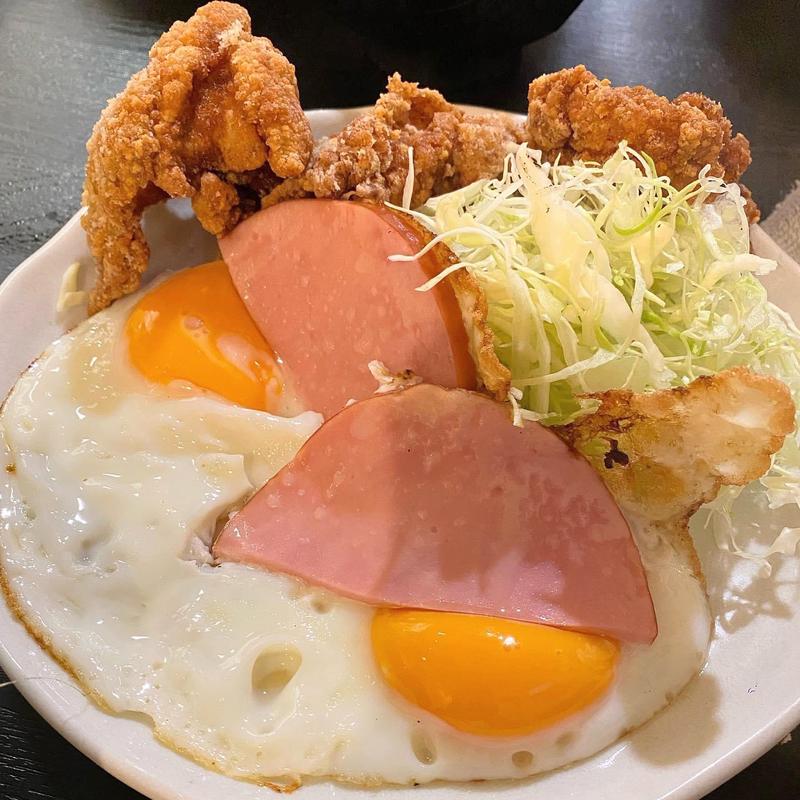 唐揚げハムエッグ定食(森の茶屋)