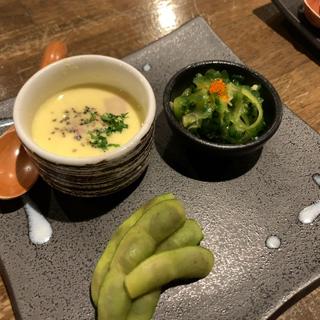 (酒場 踊る仔馬亭 )