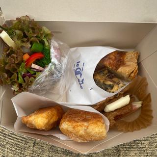 ランチボックス(キッシュ専門店　レ・カーセ （Le Case）)