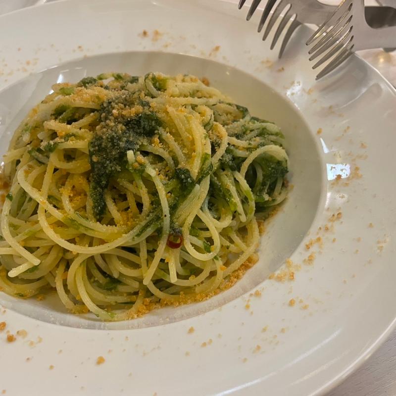 青海苔とからすみのペペロンチーノ(フォカッチャ)