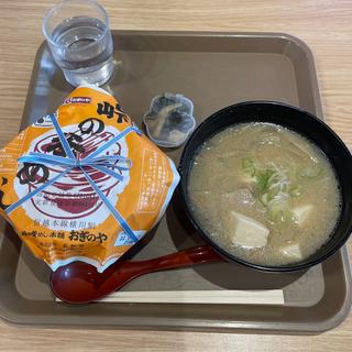 峠の釜飯と豚汁(横川サービスエリア（上り線） スナックコーナー )