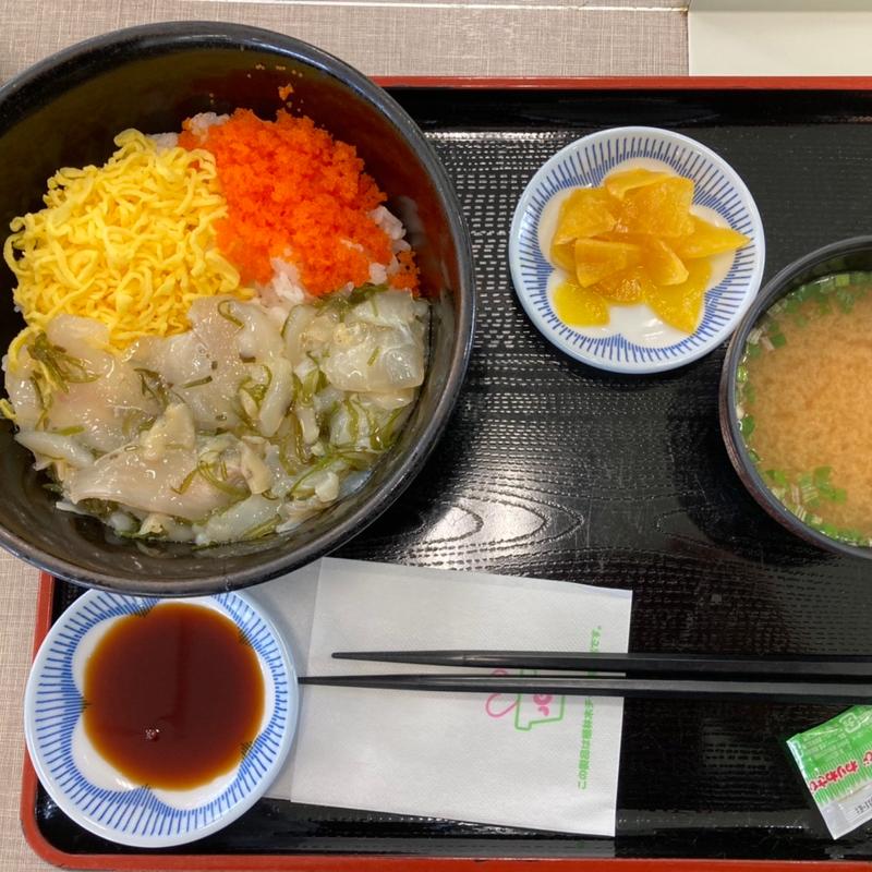 ぶっかけひらめ丼(中郷サービスエリア（上り線）スナックコーナー )