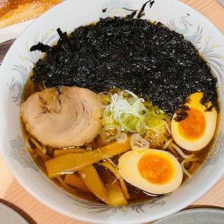 岩海苔味玉らーめん(いっさく燕三条店)
