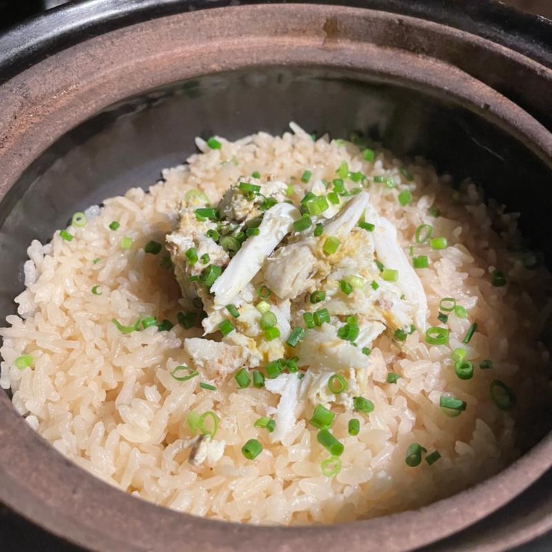 ワタリガニの土鍋ご飯(炉端焼き一歩一歩)