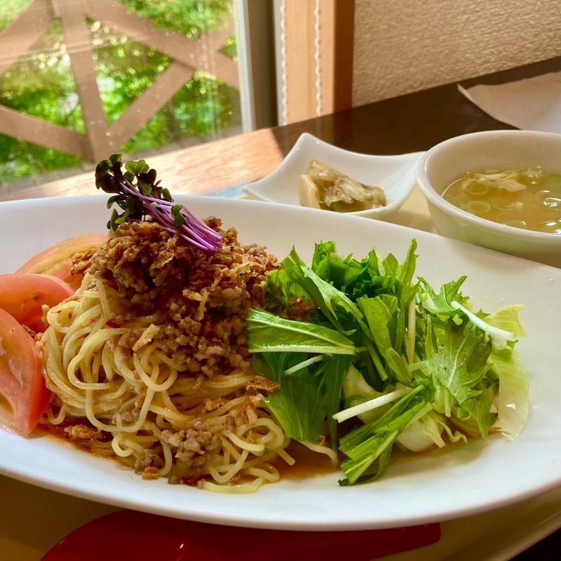 気まぐれランチ（坦々麺）(中華食堂つなしま)