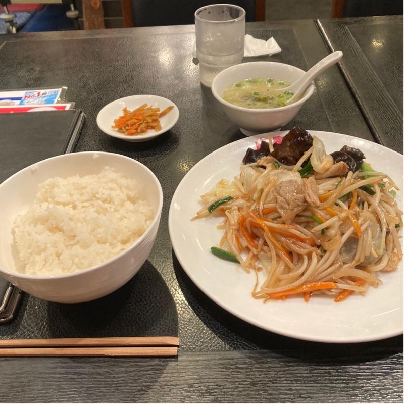 ボリューム満点大盛定食(虎髭別館)