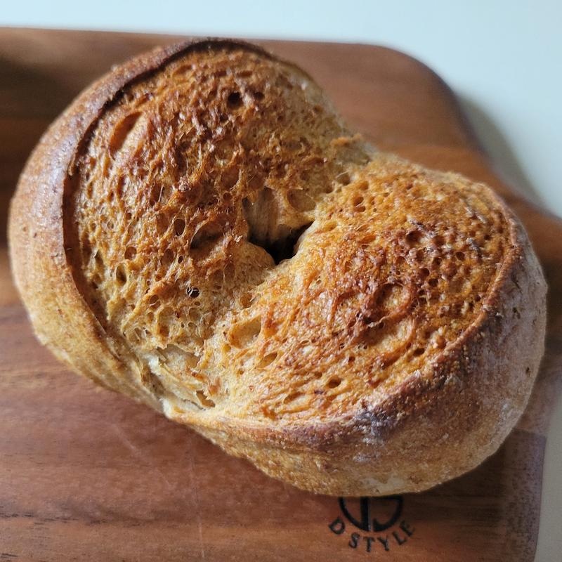 プレーンパン(KIBIYAベーカリー)