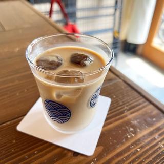 コーヒー牛乳(茶店ライノ)