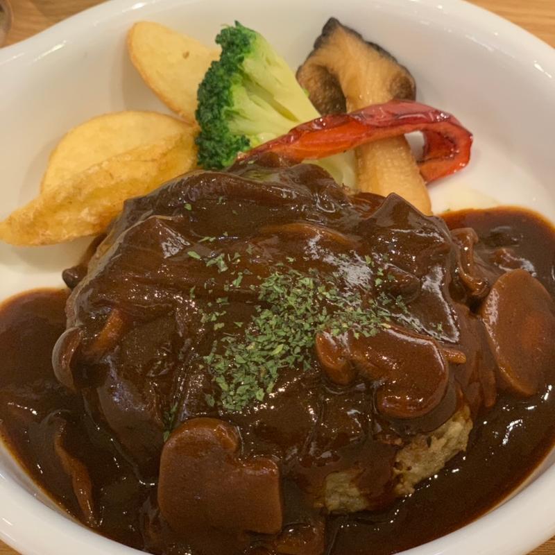 馬肉デミ煮込みハンバーグランチ(菅乃屋熊本駅店)