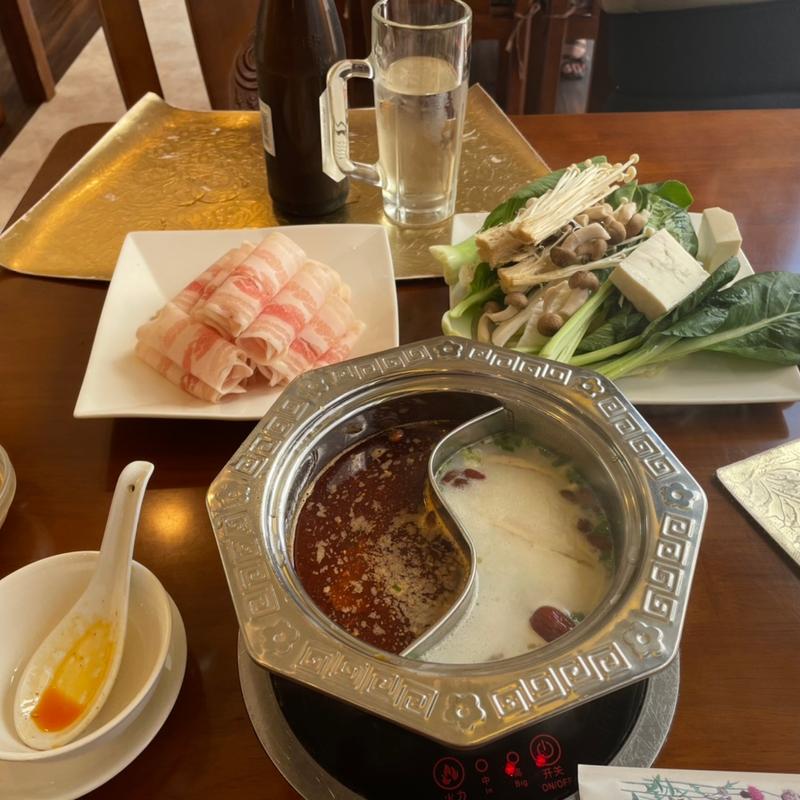 (重慶火鍋 海龍宮 上野店)