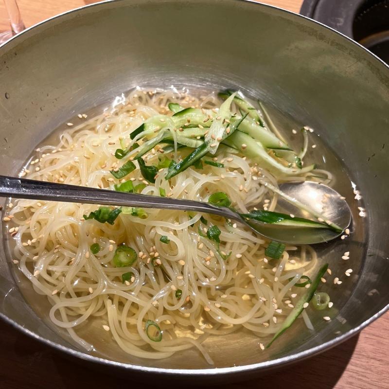 冷麺(炭火焼肉 やざわ)