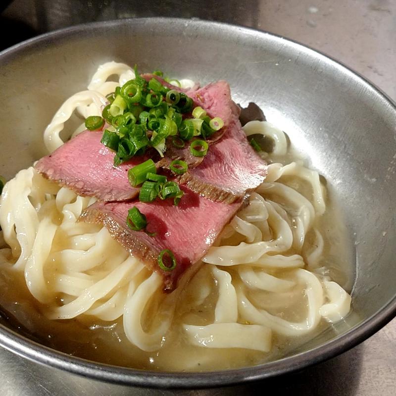 冷やし牛出汁そば(ヒロミヤ 3号店)