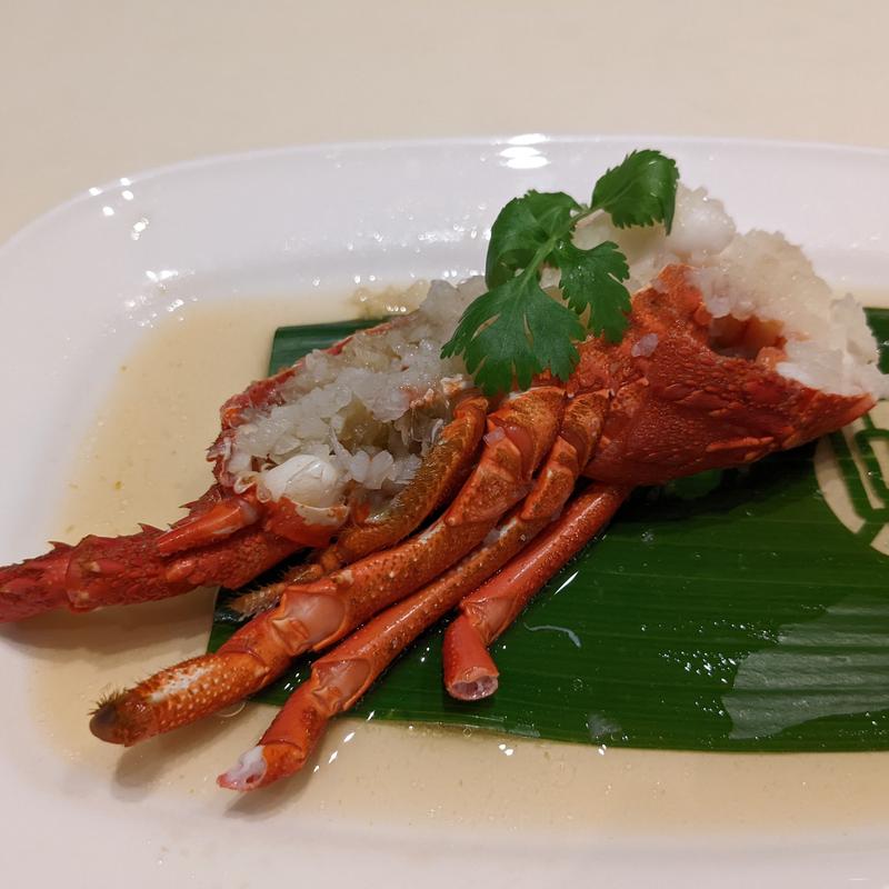 ロブスターの香港漁師風ニンニク蒸し(戸塚崎陽軒 嘉宮)
