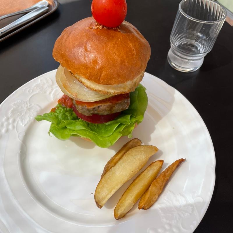 ハンバーガー(moku moku とまとcafe)